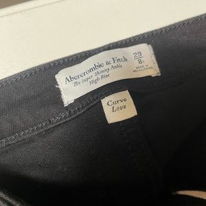 Abercrombie & Fitch - High Rise Super Skinny Ankle Jean - Size 8 / 29